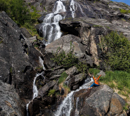 "From the Sognefjord, with love. 🌊 Like this massive rock, we stand firm, even when the challenges (or AI) seem overwhelming. The flowing, pure water symbolism and hypernature in the boat Miss Fjords and Captain Thor's adventure in the Fjærlandsfjord in the Norwegian Sognefjord"